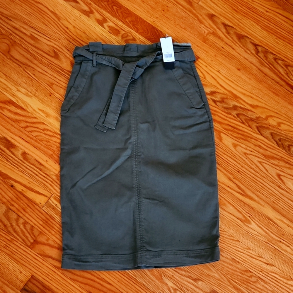 Banana Republic jean pencil skirt